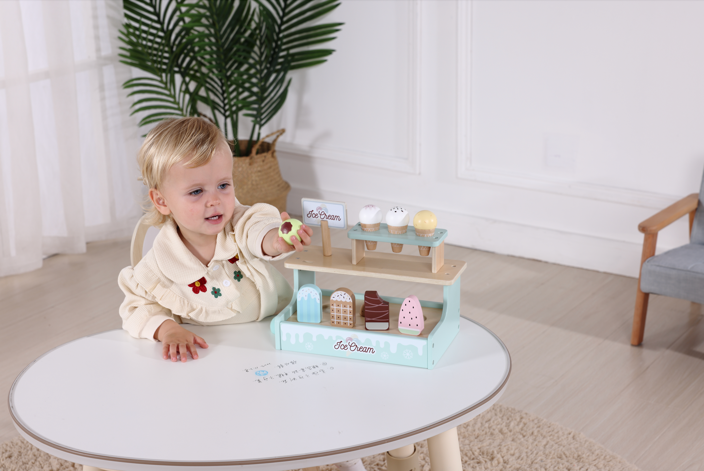 Wooden Ice Cream Counter Play Set